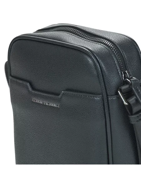 Taška Armani Exchange černá
