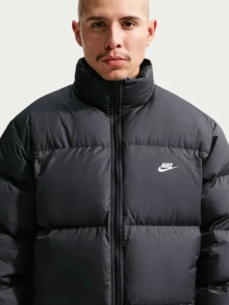 Nike Sportswear férfi pehelydzseki Club Therma-FIT fekete