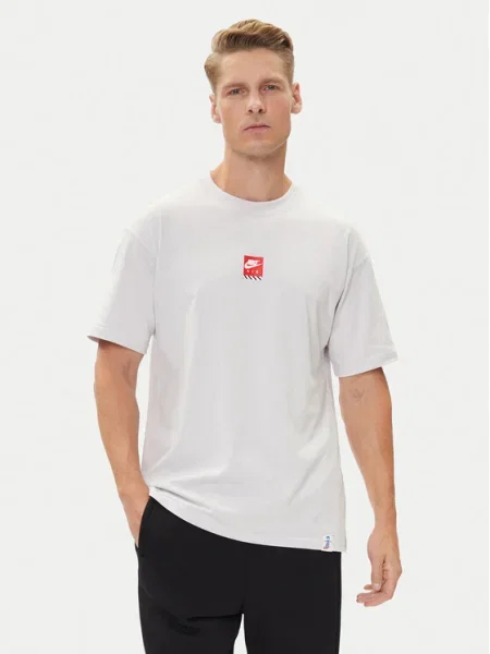 Тениска Nike сиво