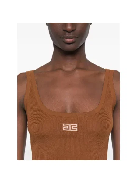 Top Elisabetta Franchi z dekoltem w łódkę brązowy