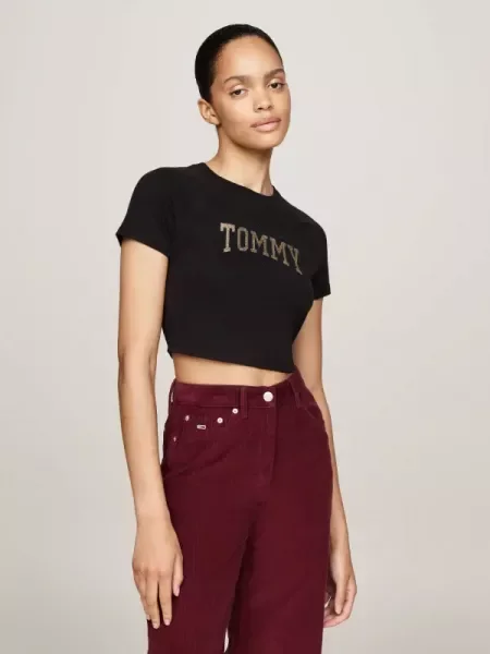 Tommy Jeans Póló | Cropped Fit fekete