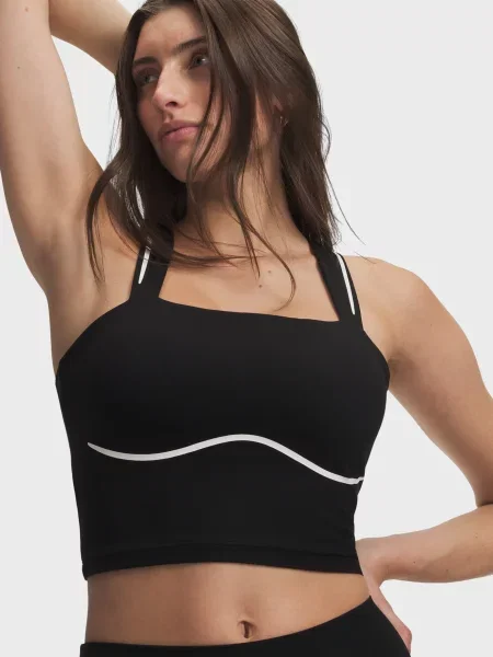 Топ Under Armour черный