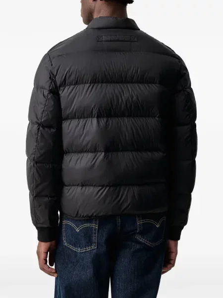 Ватиран яке Armani Exchange с автограф черно