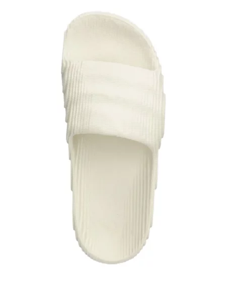 Papuci Adidas cu broderie alb