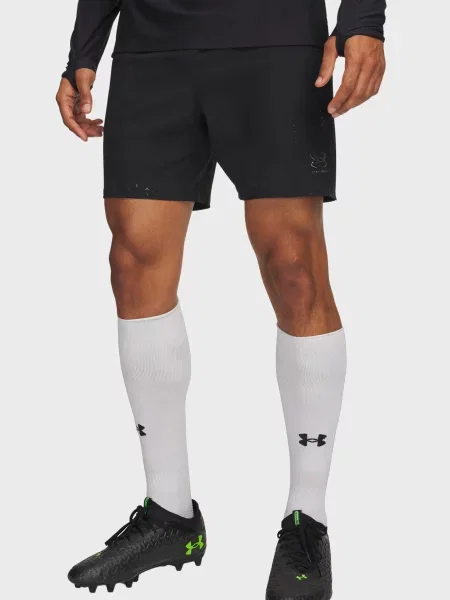 Короткие шорты Under Armour черные