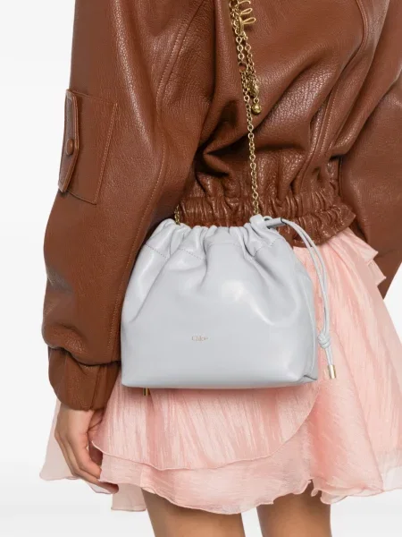 Кожена шопинг чанта Chloé с връзки сиво
