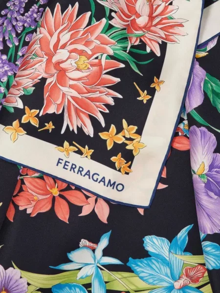 Fular Ferragamo de mătase cu imagine negru