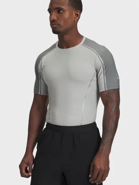 Футболка Under Armour серая