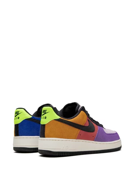 Tenisky Nike Air Force 1 v městském stylu fialové