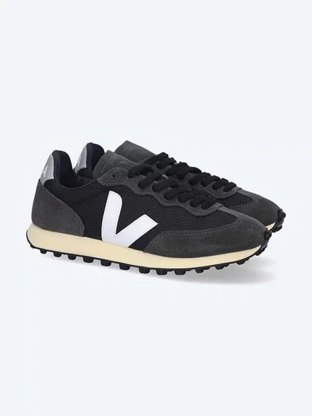 Кроссовки Veja
