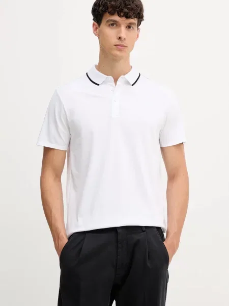 Тениска с яка Guess PAUL с апликация бяло