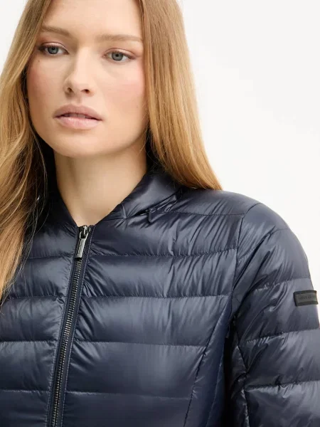 Пуховик Armani Exchange