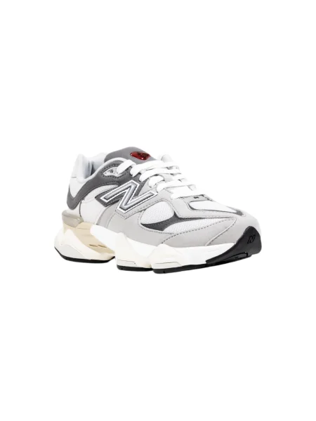 Superge New Balance bela