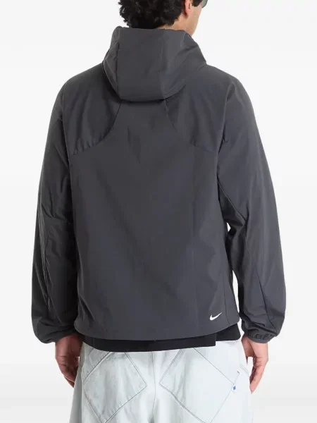 Tricou Nike de drumeție gri