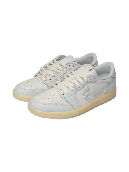 Pantofi Nike cu model floral retro alb