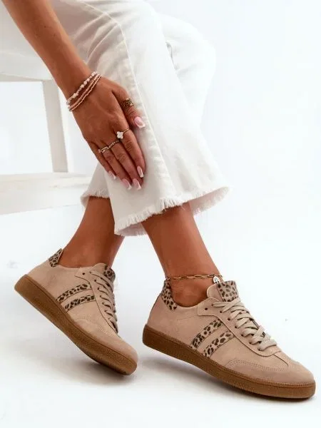 Sneakerși Kesi din piele de căprioară bej