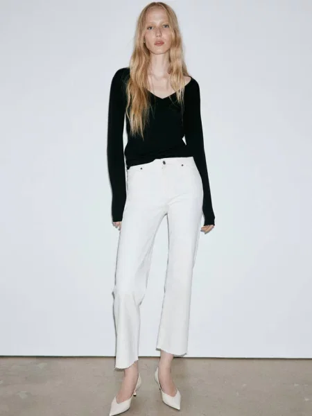 Dżinsy Sienna flare crop Kobieta 50 MANGO biały
