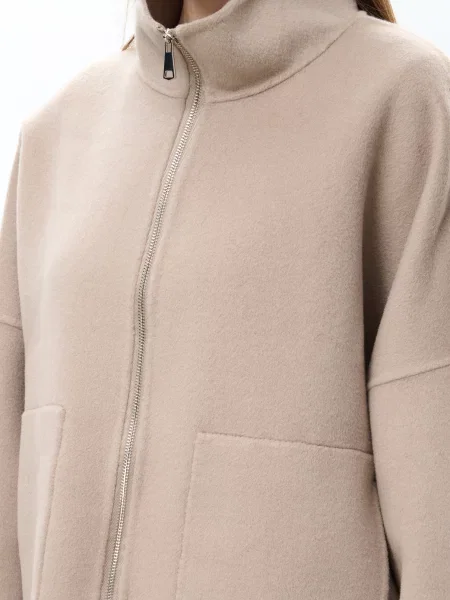 Пальто Clothe бежевое