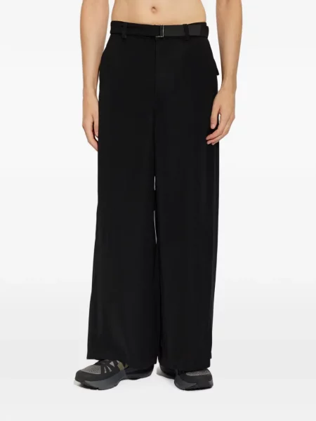 Cu centură pantaloni Sacai negru