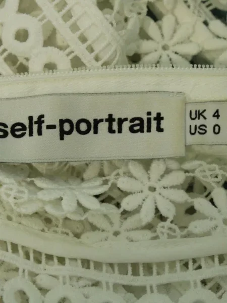 Bluză Self-portrait cu model floral din dantelă alb