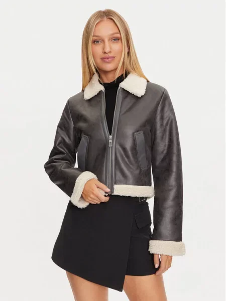 Kurtka o kroju regular fit z imitacji skóry model ‘BETTY’ Only szara