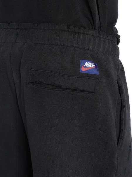 Geacă cu puf Nike cu broderie negru