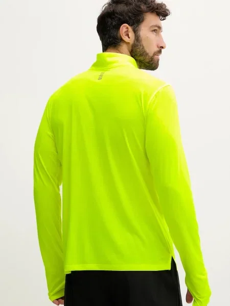 Свитер Under Armour для бега черный