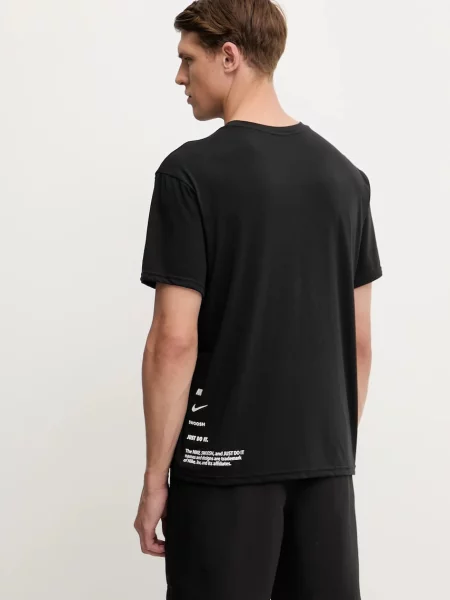 Спортивная футболка Nike черная