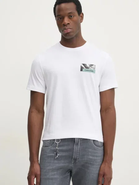 Тениска Calvin Klein с принт бяло