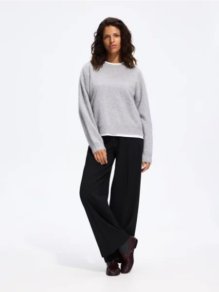 Reserved Pantaloni cu negru