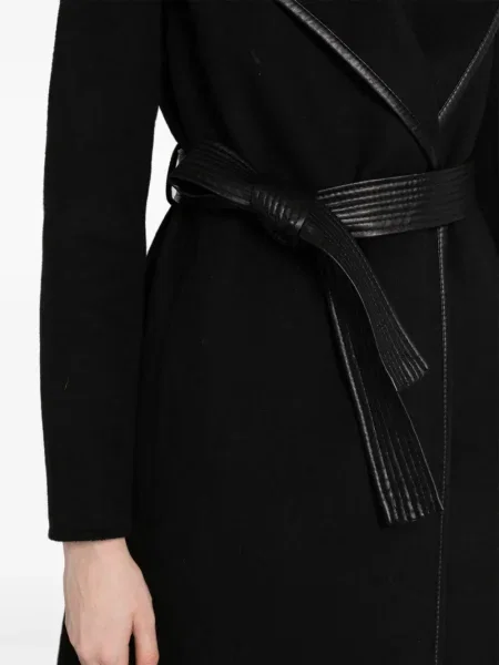 Palton Tahari din piele negru