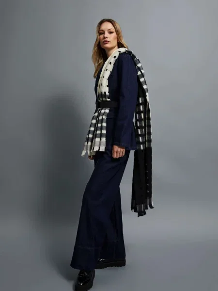 Fular Moodo în carouri negru