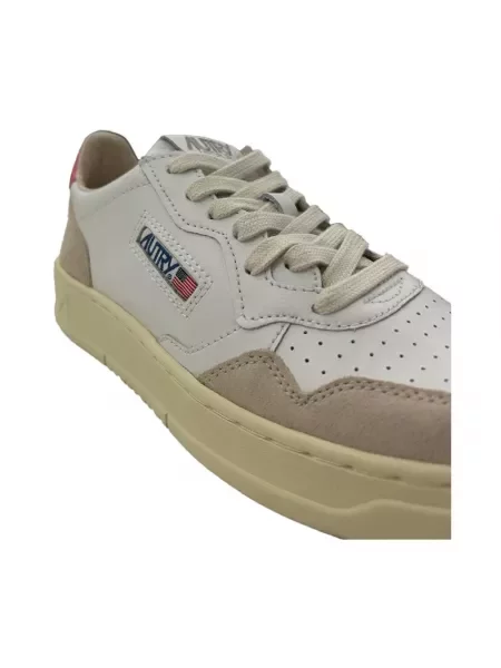 Sneakersy Autry białe