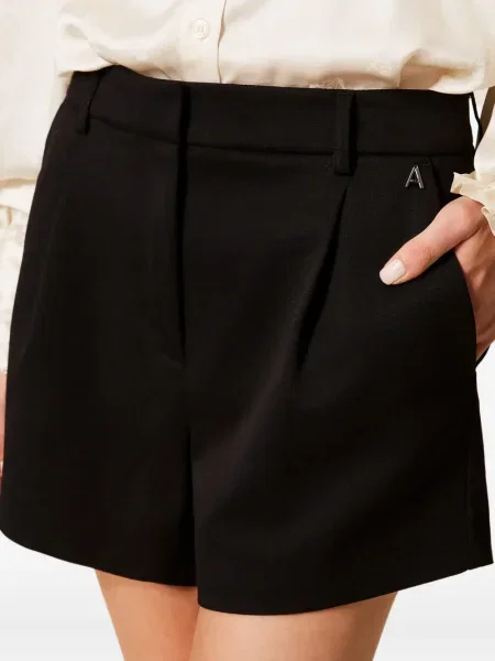 Pantaloni scurți Twinset plisate negru