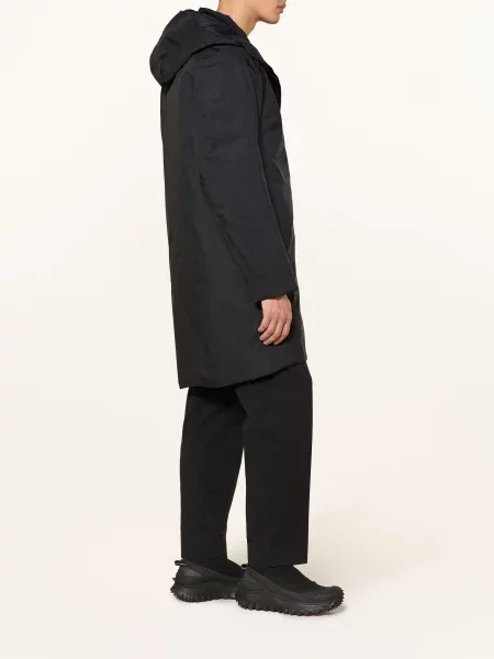 Kabát Veilance černý