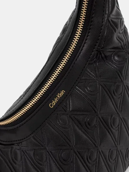Calvin Klein Válltáska fekete