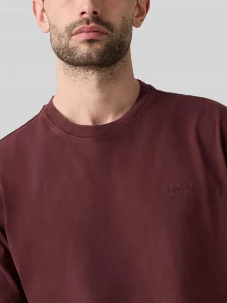 T-shirt o kroju regular fit z czystej bawełny z wyhaftowanym logo Levi's