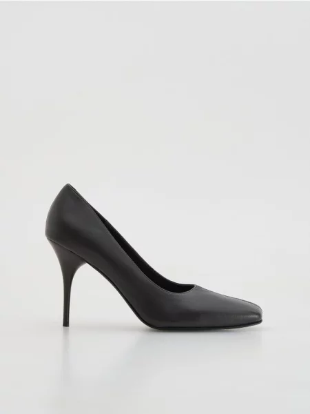 Туфли Reserved коричневые