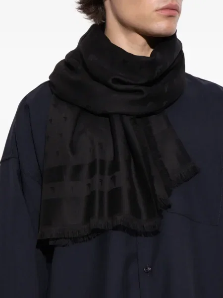 Fular Emporio Armani cu franjuri negru