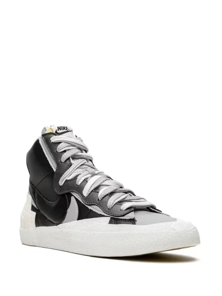 Švarkas Nike juoda