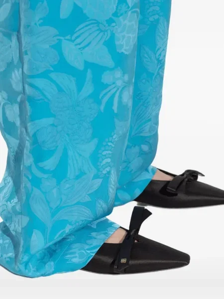 Masnis lapos talpú körömcipő Balenciaga fekete