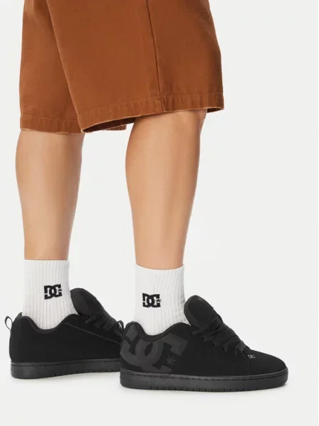 DC Shoes Снікерcи EO-COURT GRAFFIK BEVELED чорний