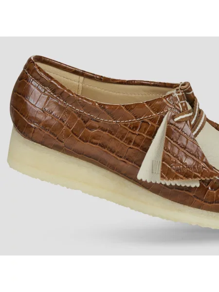 Pantofi Clarks Originals maro
