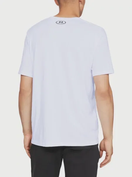 Тениска Under Armour черно