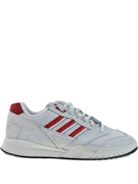 Скейт & стрийт маратонки Adidas Superstar с автограф за туризъм бяло