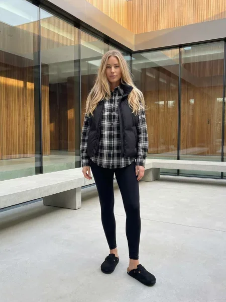 Утеплений жилет Seventeen чорний