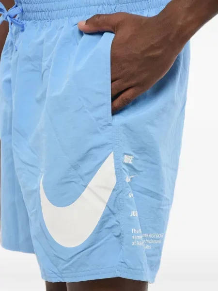 Scurt chiloți Nike cu imagine cu model floral negru