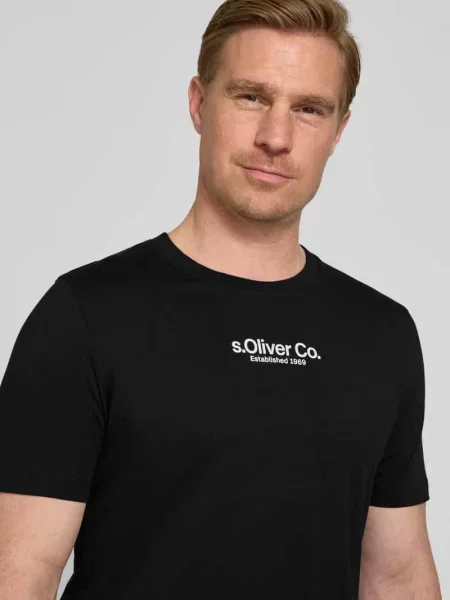 T-shirt o kroju regular fit z czystej bawełny S.oliver Red Label czarna