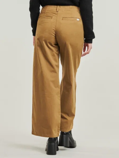 Pantaloni chino Levi's® maro