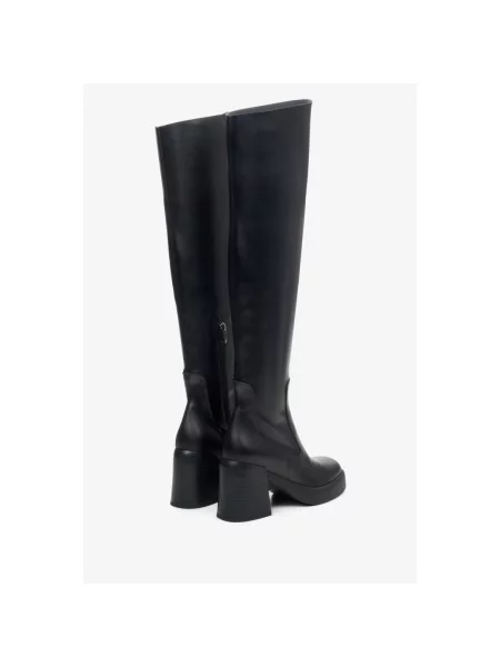 Кожаные ботфорты Estro черные